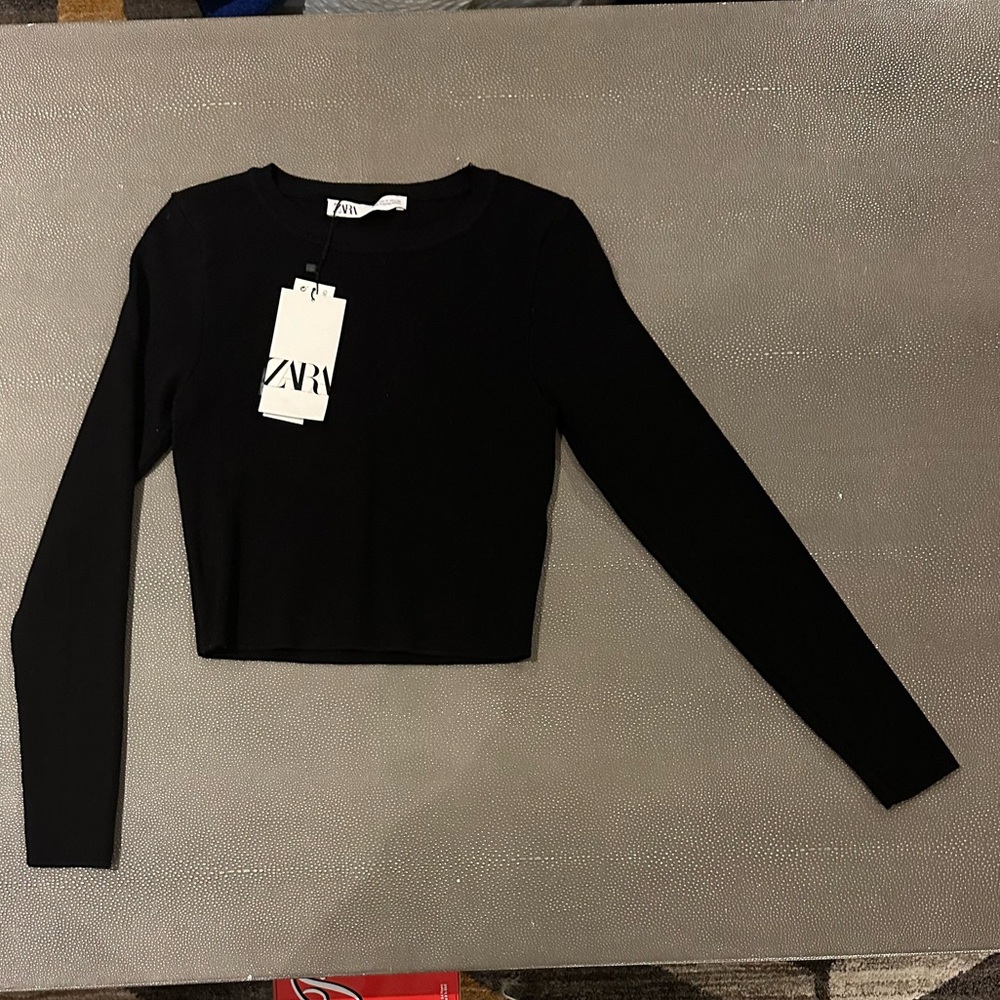 Zara- knit cropped sweater